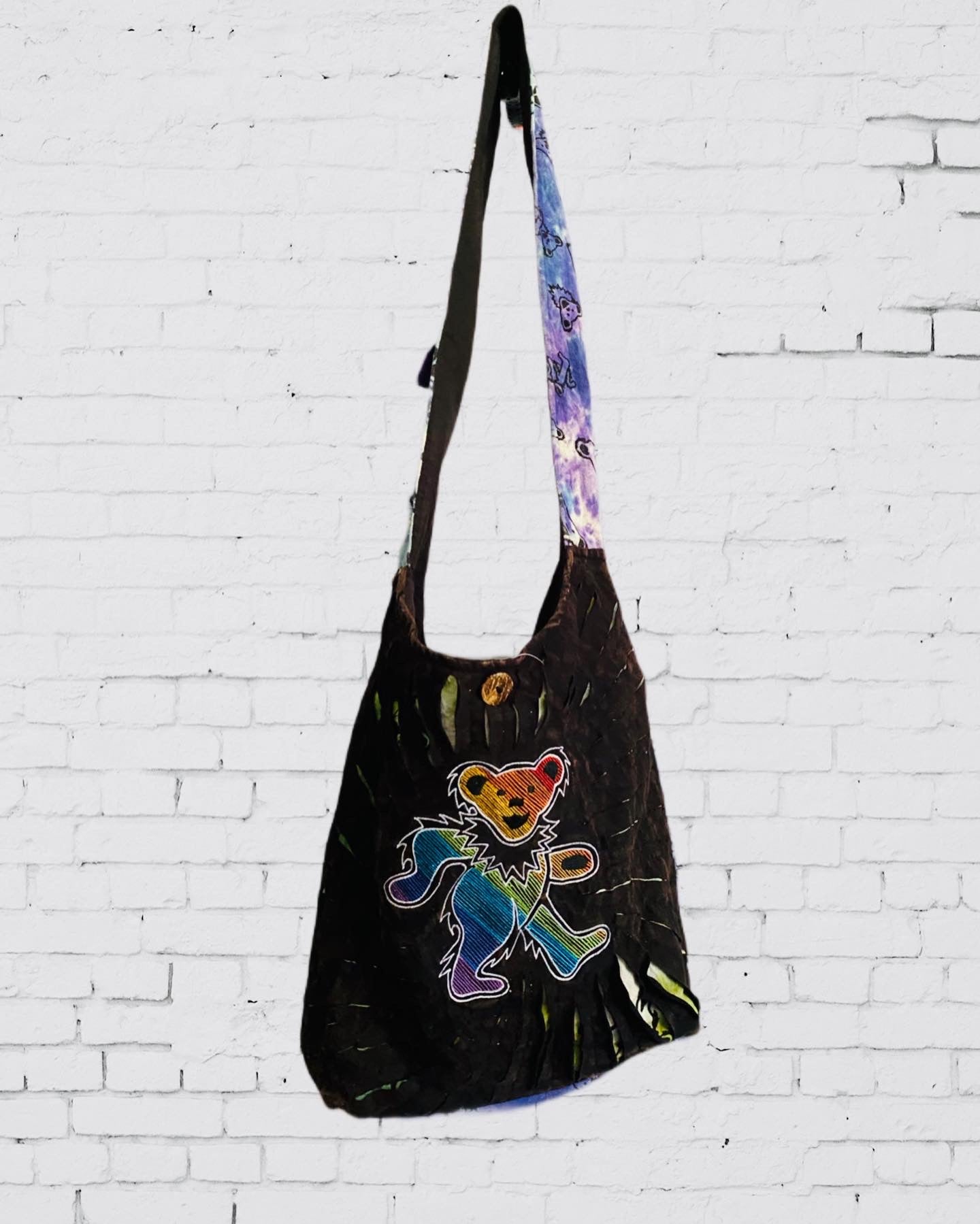 Jayli Clothing - Cotton razor cut baba bag with bear embroidery